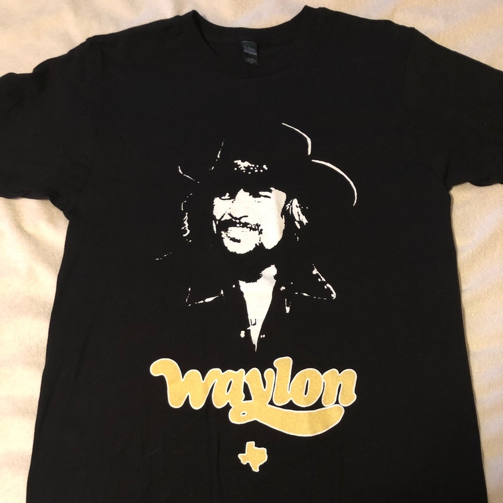 Women’s Waylon Jennings tee